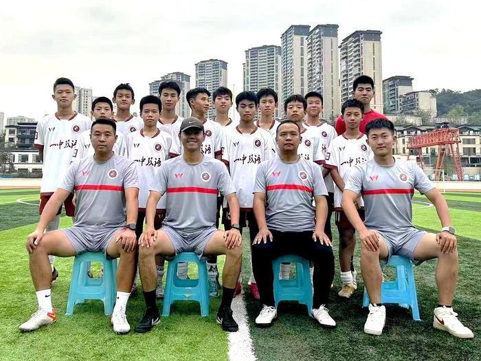 九游网页版入口-包含青少足球“名师+名队+名赛”深度融合，促进青训水平再上新台阶的词条