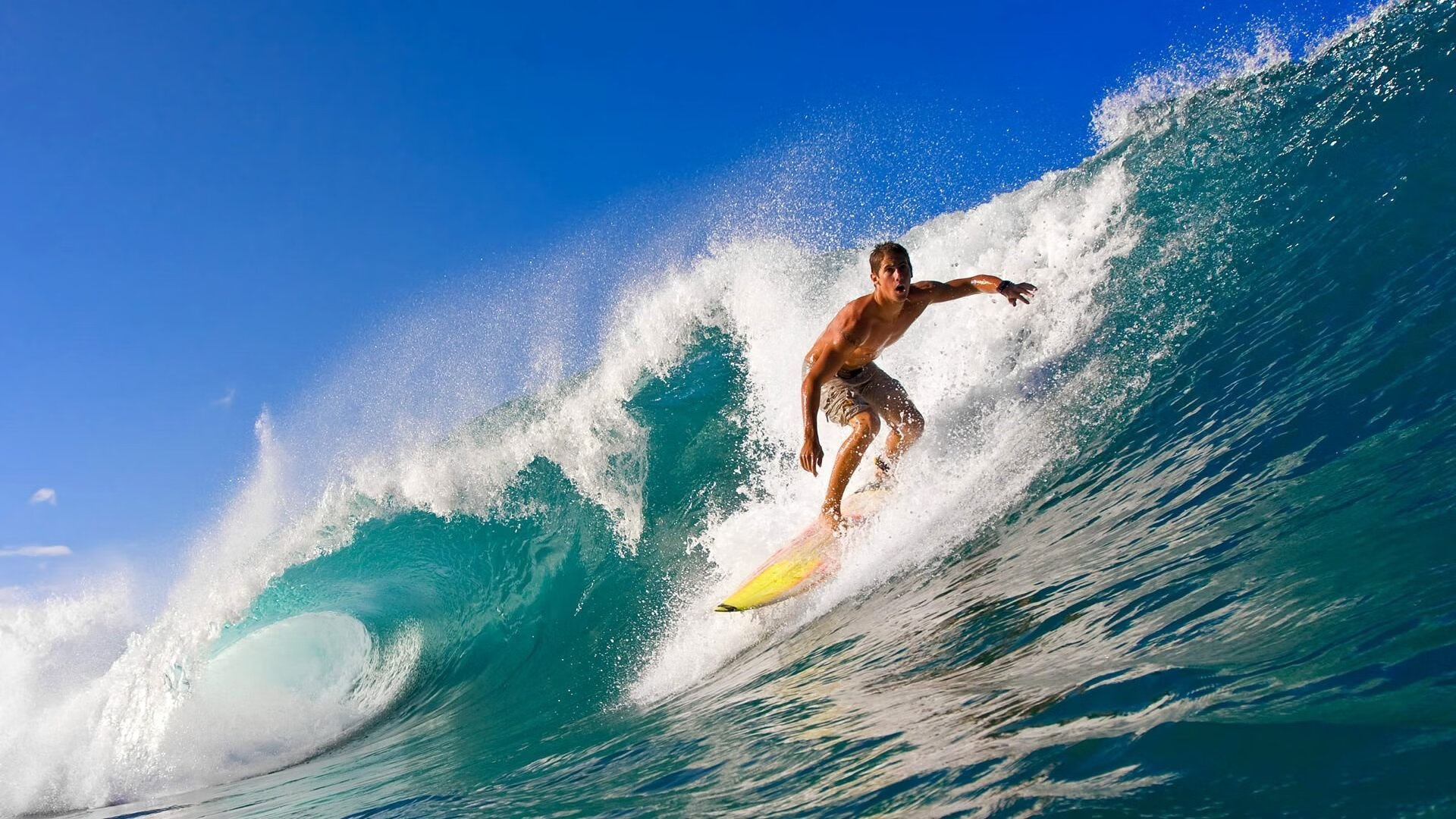 中场持球推进能力是否已成战术基本配置,中场球员技术教学