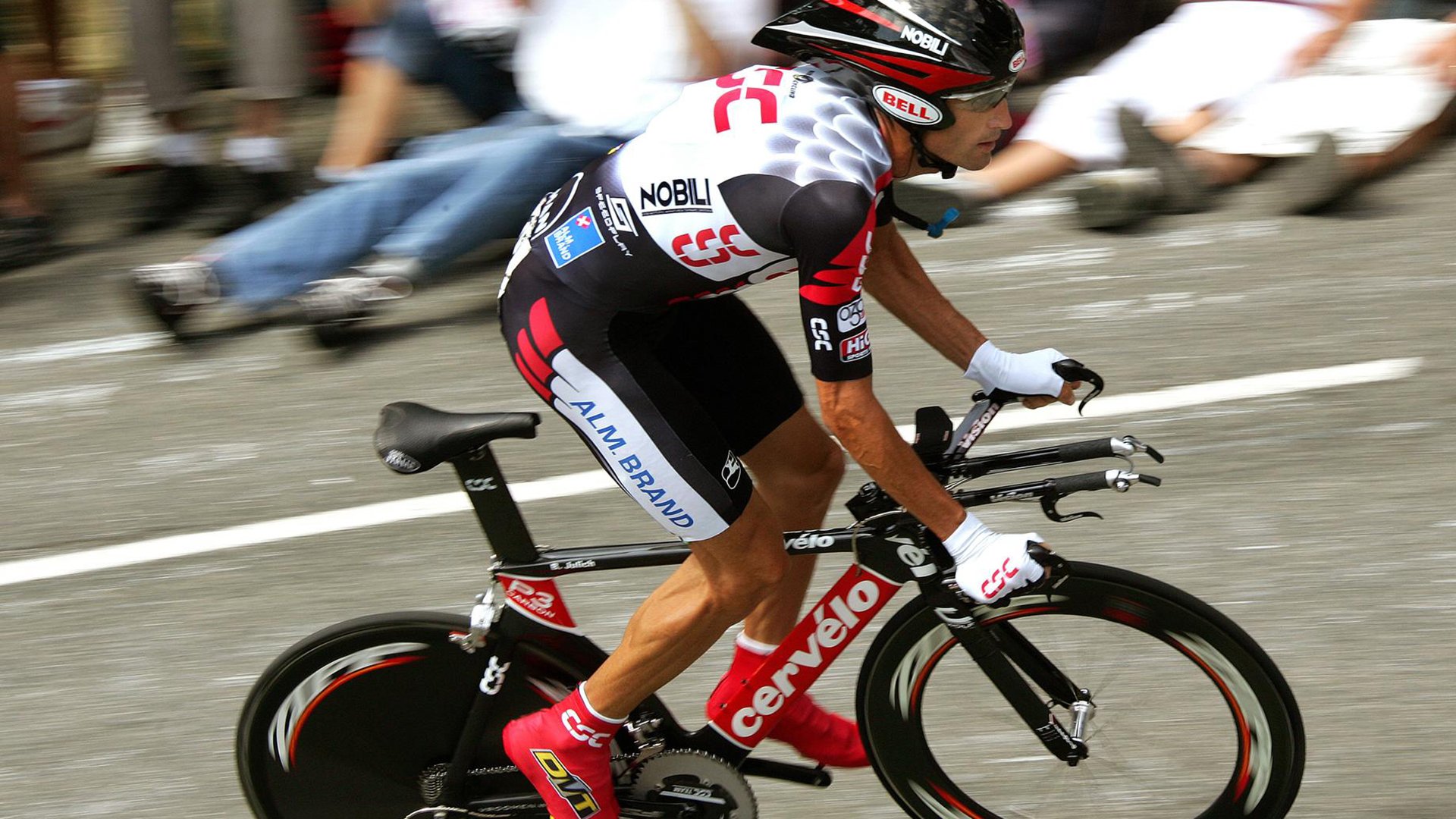 英超：阿森纳连续十场不败，士气大幅提升，2021英超阿森纳